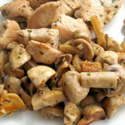 Pollo con champiñones